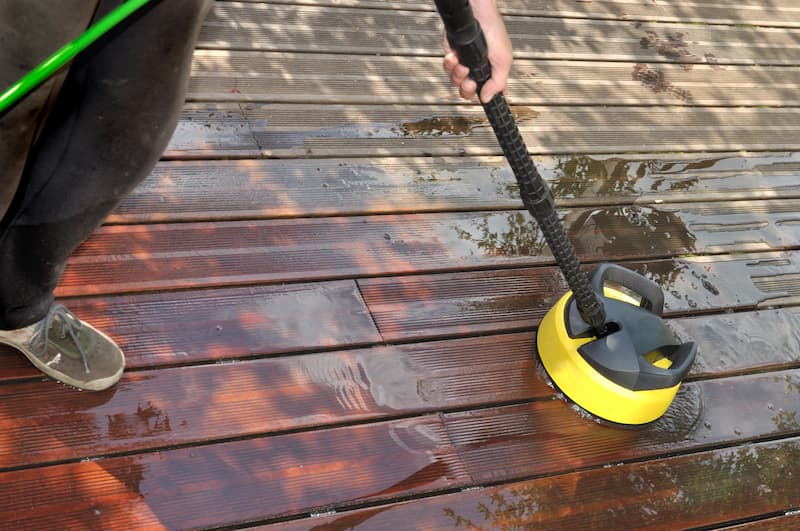 The Difference Between Soft Wash And Pressure Wash